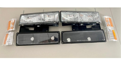 Imagem 1 de 5 de Farol Silverado Estilo Americano