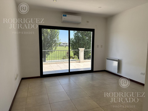 Casa En Venta Los Alamos Haras Santa Maria Con Fondo Libre!