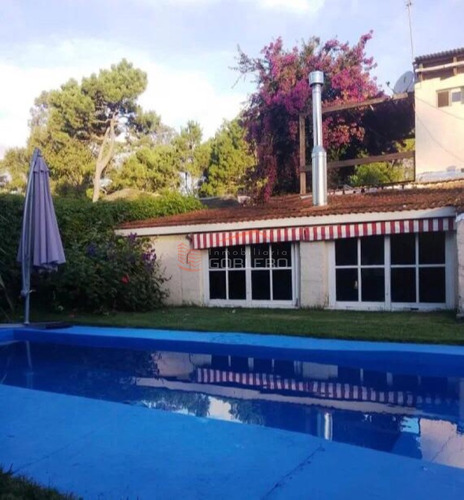 Chalet En Alquiler. Punta Del Este, Zona De Playa Mansa, Pinares