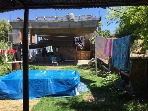 Imagen 5 de 12 de Lote De 10 X 40 C/losa De 200 M2 Y 2 Casas.precio Retasado.!