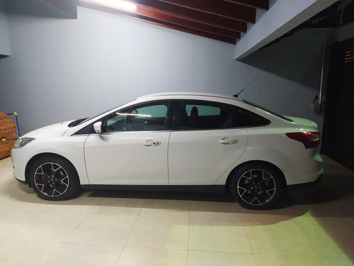 Ford Focus 2015 2.0 Titanium Flex Powershift 5p