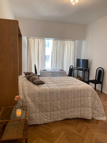 Imagen 2 de 9 de 1 1/2 Ambientes Con Balcón Impecable !!!