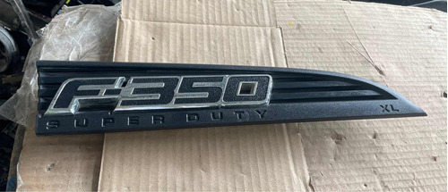 Emblema Lateral Ford F-550 Súper Duty 2016 Rh V-150