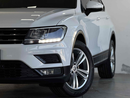 Volkswagen Tiguan 1.4 250 TSI TOTAL FLEX ALLSPACE TIPTRONIC