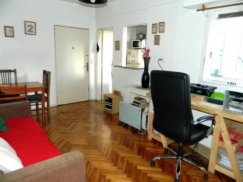 Imagen 2 de 17 de Venta De Departamento De 2 Ambientes En Recoleta