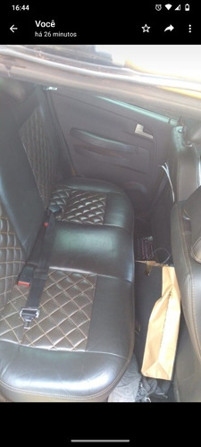 Imagem 6 de 12 de Volkswagen Crossfox 2009 1.6 Vht Total Flex 5p