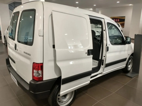 Imagen 15 de 17 de Peugeot Partner Furgon Nafta