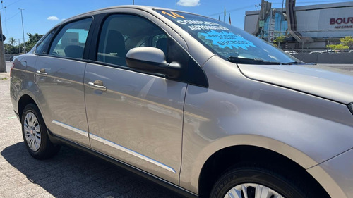 Fiat Grand Siena 1.6 16v Essence Flex Dualogic 4p
