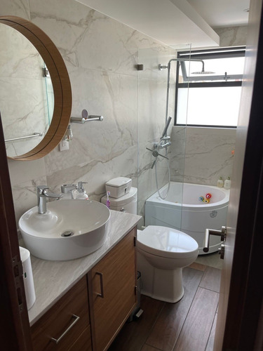 Imagen 11 de 11 de Linda Casa Remodelada En Lomas Verdes!