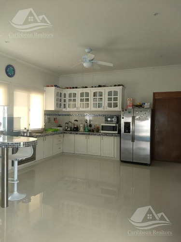 Imagen 2 de 12 de Casa En Venta En Lagos Del Sol Cancun Mrlz5236