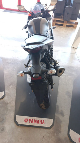 Imagen 3 de 3 de Yamaha R3