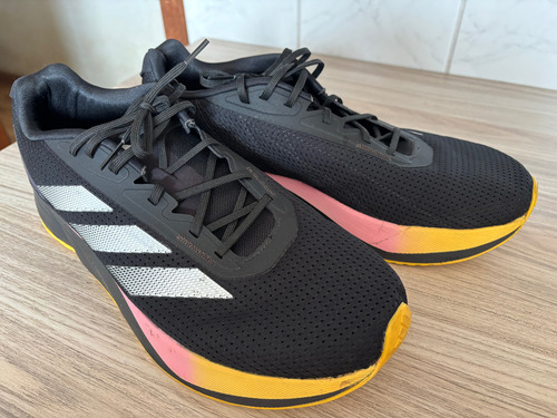 Adidas E New Balance (Usado)