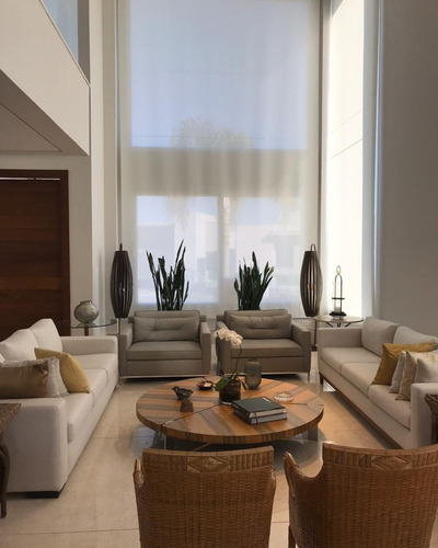 Belíssima Casa A Venda No Condomínio Gênesis 2 Em Alphaville - 2732 - 67736362