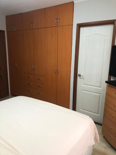 Imagen 9 de 16 de Angela Betancourt Vende Apartamento En San Diego Paso Real Lema-1088