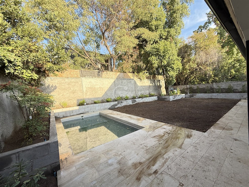 Casa En Arriendo Candelaria Goyenechea 5 Dorm + Servicio
