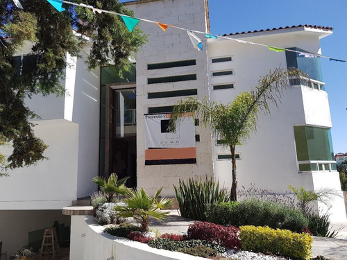 Imagen 1 de 30 de Casa En Venta En Lomas De Valle Escondido