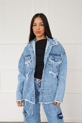 Camisaco De Jean Nevado Con Tapa En Los Bolsillos