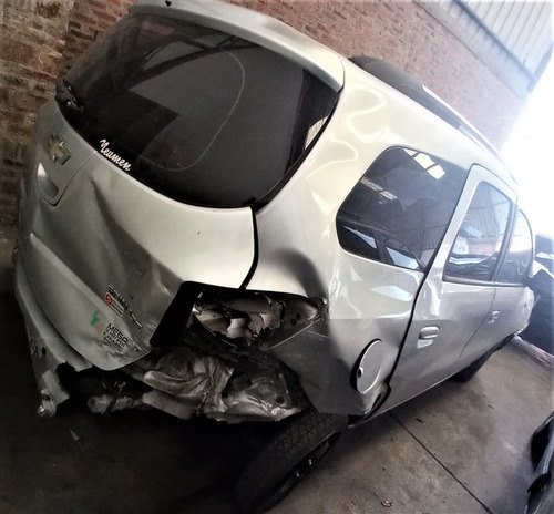 Imagen 5 de 9 de Chevrolet Spin 1.8 N Ltz M/t C/gas 2013