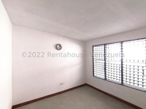 Imagen 8 de 30 de Casas Comercial En Alquiler En Zona Este Nueva Segovia Barquisimeto #23-6730 Daniela Linarez 04245390659