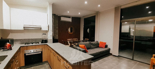 Casa En Venta De 3 Dorm. En Colbún