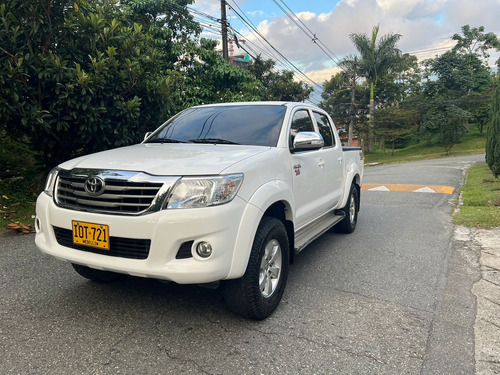 Toyota Hilux 2.7 Imv 4x4