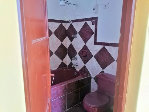 Imagen 9 de 30 de Remato!... Casa Con Dos Dptos, Magdalena Del Mar Área Residencial. Excelente Oportunidad....