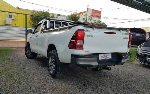 Imagen 4 de 15 de Toyota Hilux Dx Cabina Simple 4x2