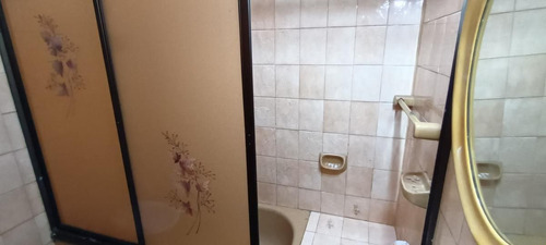 Oportunidad Venta Casa De 3 Ambientes Castelar, Acepta Permu