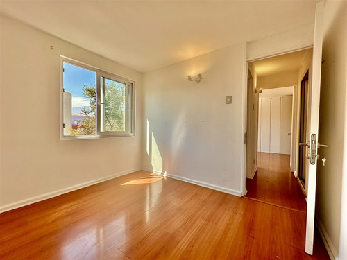Departamento En Venta De 2 Dorm. En Providencia