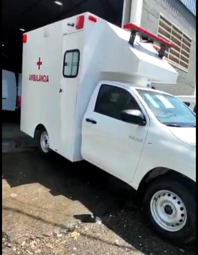 Imagem 4 de 11 de Toyota Hilux