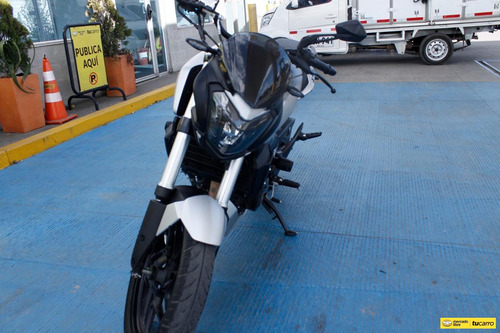 Imagen 3 de 25 de Bajaj Dominar D250