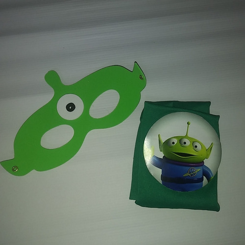 8 Capa Y Antifaz Marciano Toy Story