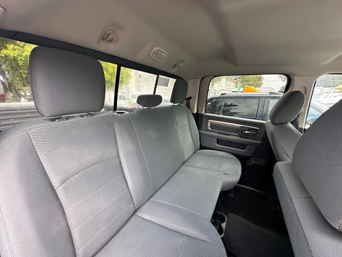 Ram 2500 4x4 V8 Hemi 5.7