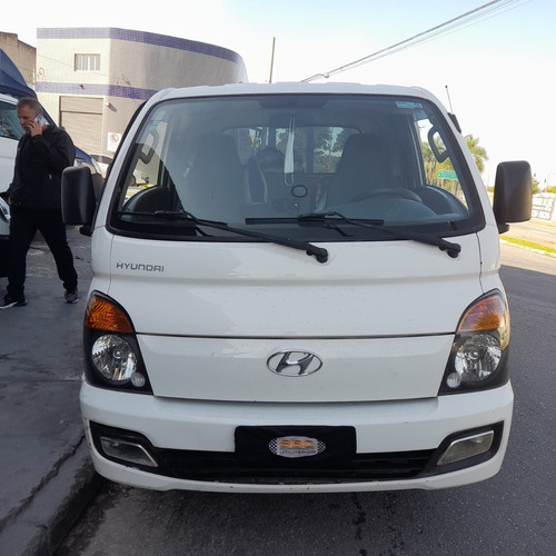 Imagem 2 de 6 de Hyundai Hr Carroceria 2016