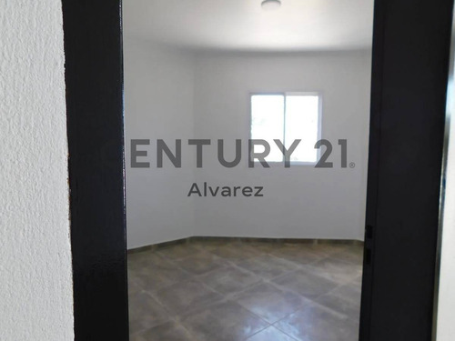Imagen 7 de 18 de 73 Y 152, Los Hornos- Complejo De 9 Departamentos En Venta .