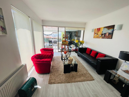 Se Vende Hermosa Casa En Exclusivo Sector De Concón