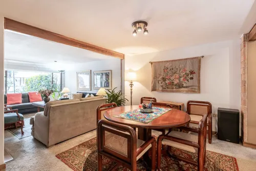 Casa En Venta En Cedritos. Cod V8171