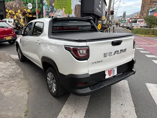 RAM 700 1.4 Big Horn Dc