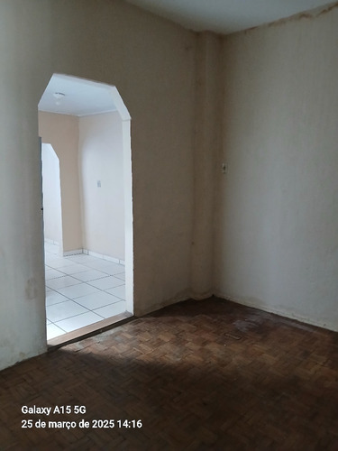 Casa Simples , Centro , Porto Feliz-sp , 3 Dormitorios 2 Banheiros Sem Garagem