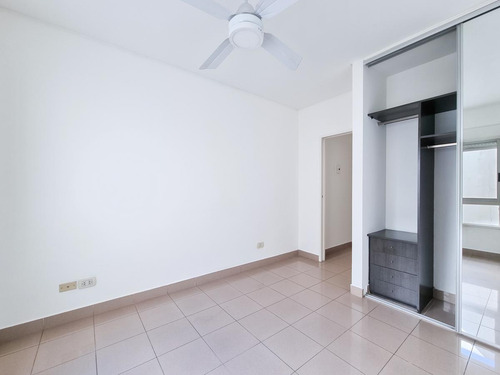 Departamento De 2 Ambientes En Caballito Balcon - Vista Abierta - Cocina Integrada