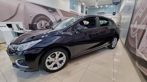 Imagen 1 de 16 de Chevrolet Cruze Lt Automatico 5 Puertas