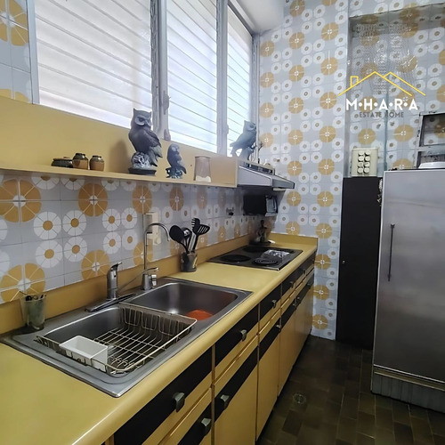 Apartamento En Alquiler En La Guaira Con Piscina Y Vista Al Mar