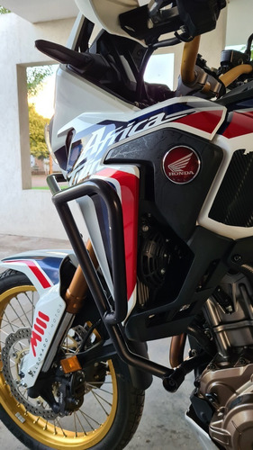 Imagen 5 de 13 de Honda Crf 1000l Africa Twin Manual Con Accesorios