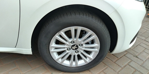 Peugeot 208 1.6 16v Allure Flex Aut. 5p 2018