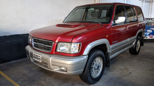 Imagen 2 de 16 de Isuzu Trooper Ls 2001 3.1 Td 7 Asientos