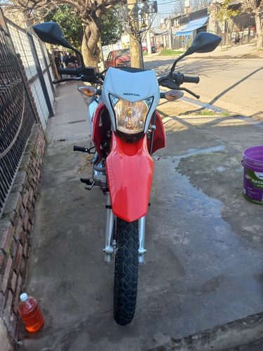 Imagen 1 de 10 de Honda Xr 150