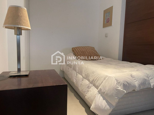 Imagen 25 de 30 de Venta Apto De 2 Dormitorios+ Dependencia En Forest Tower