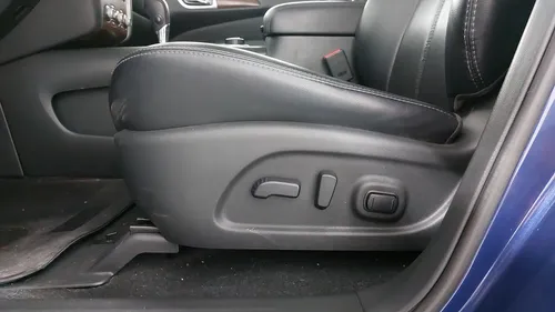 Nissan Pathfinder 3.5 Exclusive At 4Wd