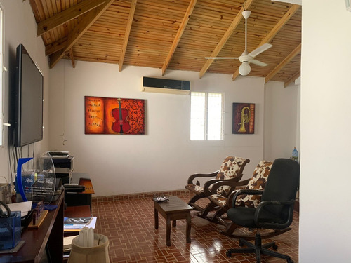 Casa Amplia En Villa María