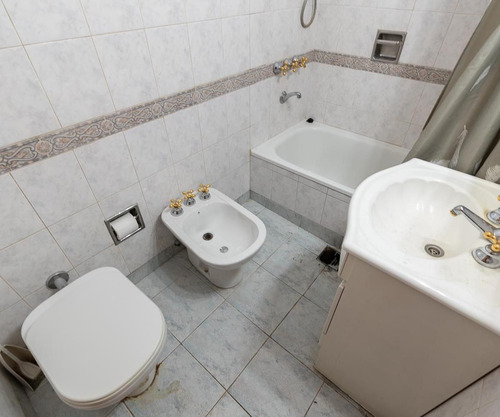 Departamento Tipo Dúplex De 3 Ambientes Con Cochera